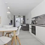 Haus Inselwind 03 Meerbodden Mit Gratis Nutzung Vom Ahoi Erlebnisbad Und Sauna In Sellin Apartman