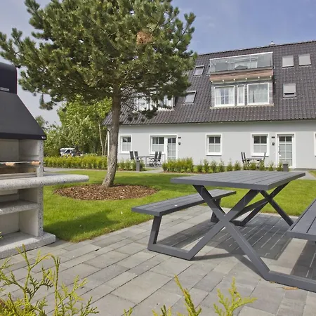 Haus Inselwind 03 Meerbodden Mit Gratis Nutzung Vom Ahoi Erlebnisbad Und Sauna In Sellin Groß Zicker