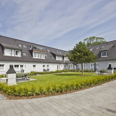 Haus Inselwind 03 Meerbodden Mit Gratis Nutzung Vom Ahoi Erlebnisbad Und Sauna In Sellin *